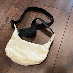 BAGGU Urban Outfitters Exclusive mini crescent bag! Ivory :)